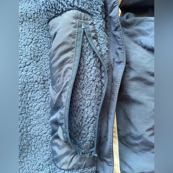 Columbia Winter Ski Jacket - Picture 4 of 8